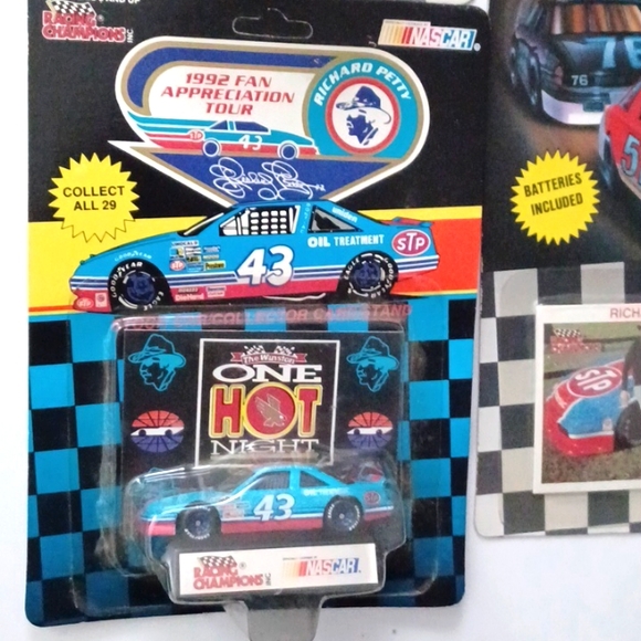 6 RARE Vintage Richard Petty Diecast Collection - Picture 3 of 8